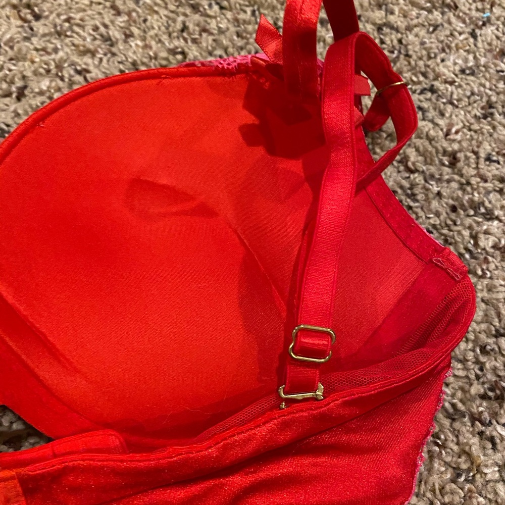 Bra - Picture 2 of 4